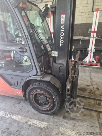 5t Diesel Gabelstapler Toyota 40-8FD50N