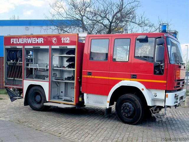 Firefighting water tanker vehicle with 2600 L water capacity Iveco 135E22 TLF 16/25 4x4 Allrad MAGIRUS