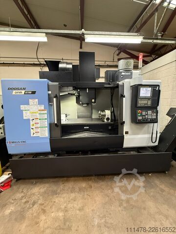 Vertikales Bearbeitungszentrum DOOSAN DNM 6700