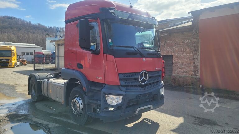Standard truck tractor Mercedes-Benz 1843 LS Kipphydr