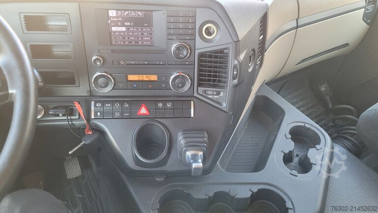 Standard truck tractor Mercedes-Benz 1843 LS Kipphydr