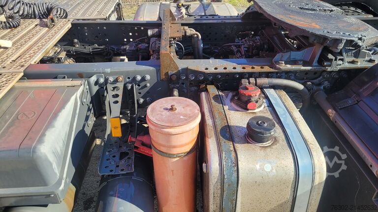 Standard truck tractor Mercedes-Benz 1843 LS Kipphydr