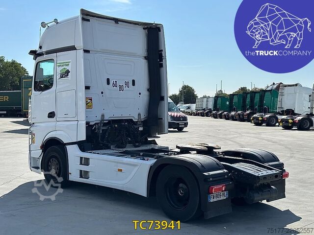 Standard-SZM Mercedes-Benz Actros 1853