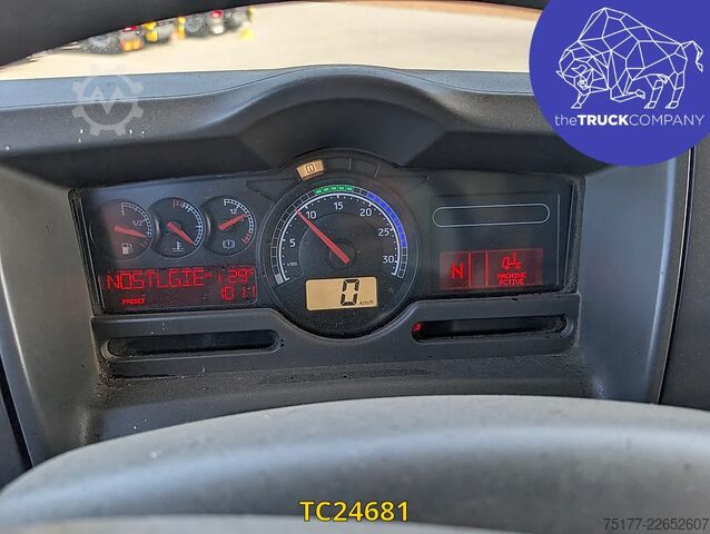 Refuse collection vehicle Renault Premium 320