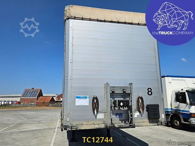 Sliding tarpaulins Humbaur 