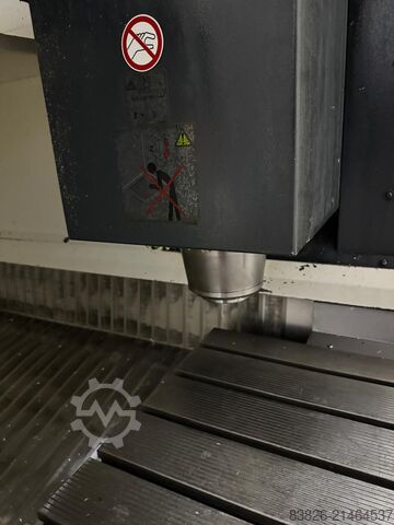 Vertikales Bearbeitungszentrum DECKEL MAHO DMC 1035 V Ecoline