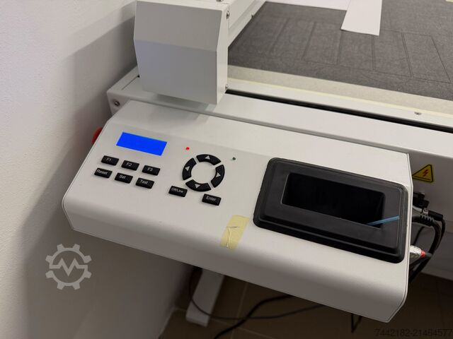 Secabo FC100 flatbed cutter with vacuum system Secabo FC100