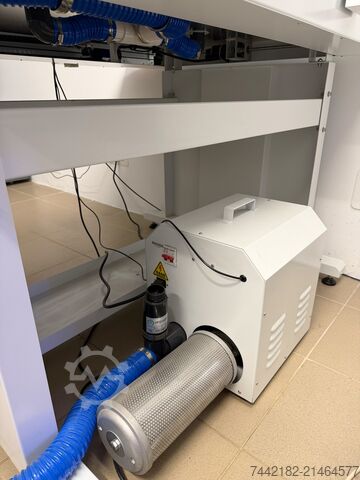 Secabo FC100 flatbed cutter with vacuum system Secabo FC100