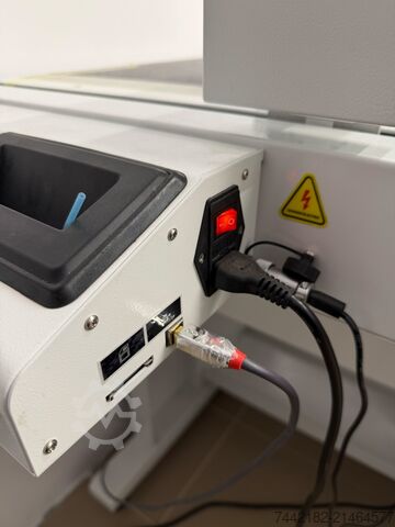 Secabo FC100 flatbed cutter with vacuum system Secabo FC100