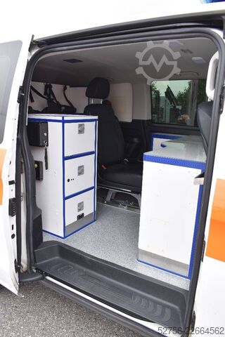 Ambulance Mercedes-Benz Vito 4x4 Notarzt Einsatzfahrzeug NEF