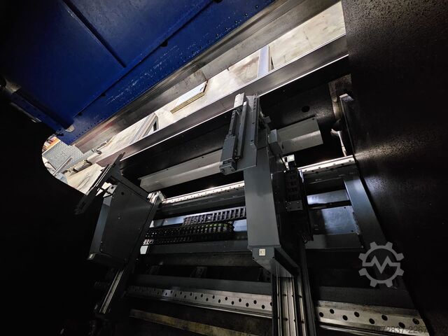 CNC press brake, 8 axes, 100T x 3060 mm Colly Bombled 100T/3