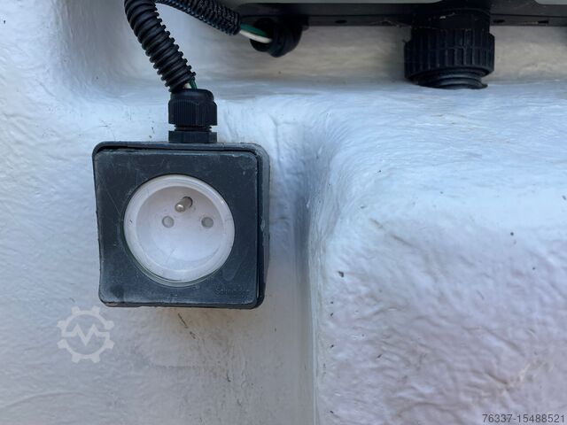 Master lifting platform Renault Master Hubarbeitsbühne ETL-32-125