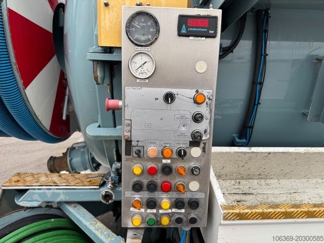Vacuum tank truck MAN TGL 12.240 4x2 Hvidtved Larsen SLP 5.5