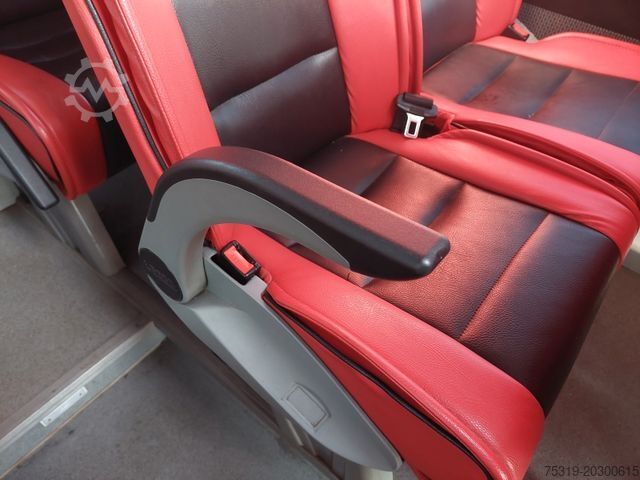 Minibus MERCEDES-BENZ Sprinter 519 CDI