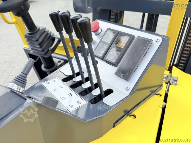 4-way forklift Combilift C3000CB GAS TRIPLEX 4900 POSITIONER TOP1