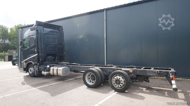 Chassis with cab Volvo FH 420 6x2 chassis truck
