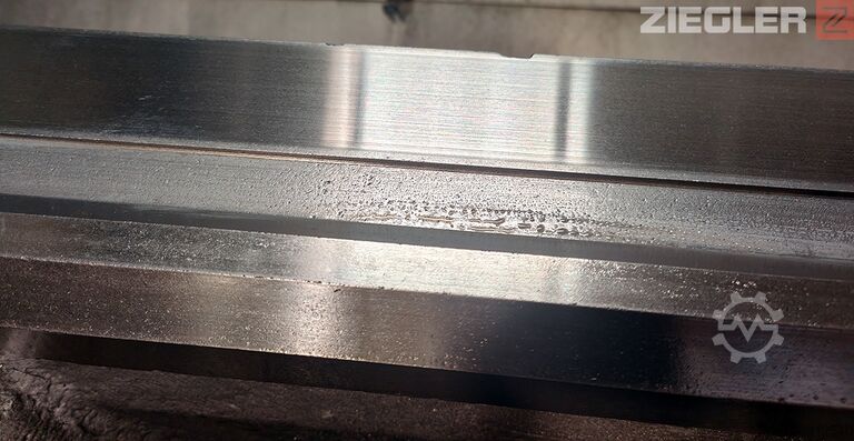 CNC-Drehmaschine mit Zyklenautomatik WEILER E90 / 4,5M