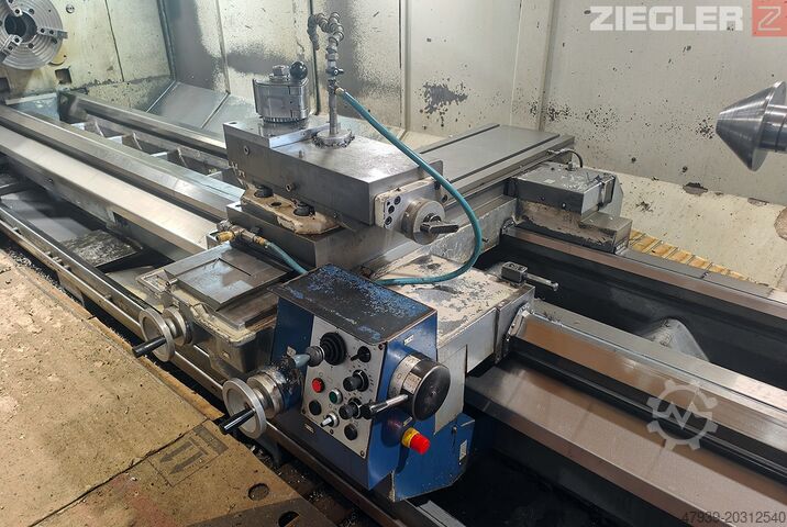 CNC-Drehmaschine mit Zyklenautomatik WEILER E90 / 4,5M