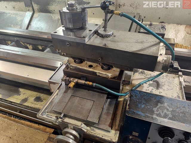 CNC-Drehmaschine mit Zyklenautomatik WEILER E90 / 4,5M