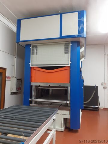 Hydraulic press  