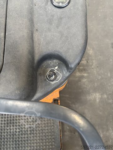 Electric Pallet Trucks Still ECU-SF 20