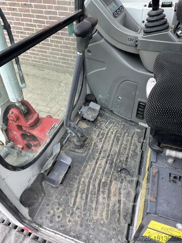 Mini excavator Takeuchi TB216 - Gebruikt