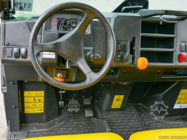 Tugger John Deere Gator XUV865M