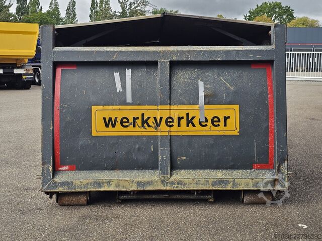 - CONTAINER / KABEL - HAAK OPNAME - CONTAINER / KABEL - HAAK OPNAME