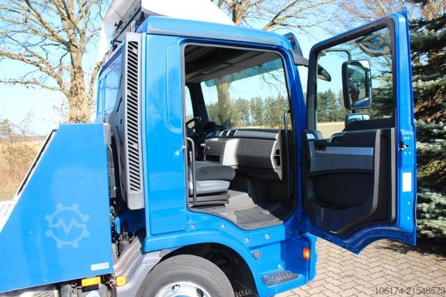 Abschleppwagen MAN TGL 8.180 BL Abschleppwagen Autotransporter Top