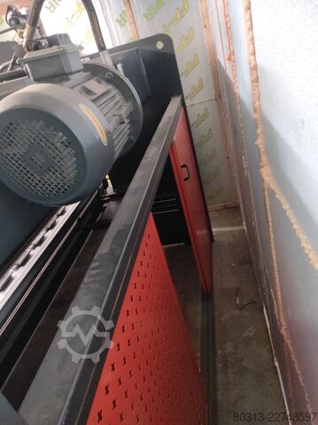 Biegemaschine FICOM PBH-63T/3200