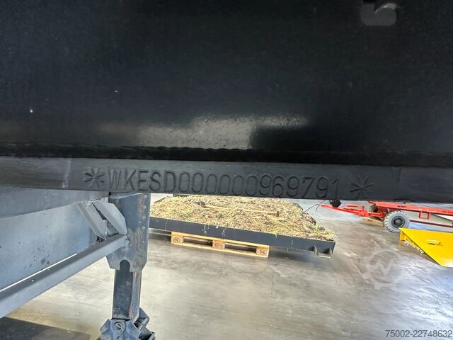 Schiebeplanen Krone RSAB-system (anti-snow) / discbrakes / liftaxle...