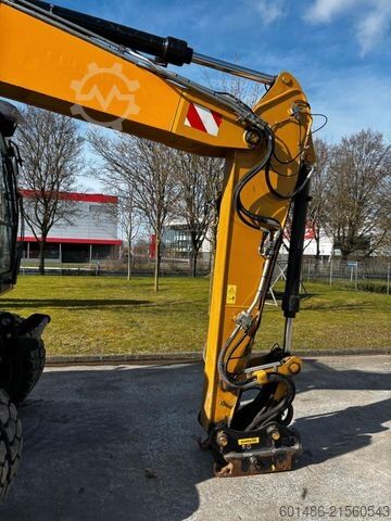 Mobilbagger CATERPILLAR M318