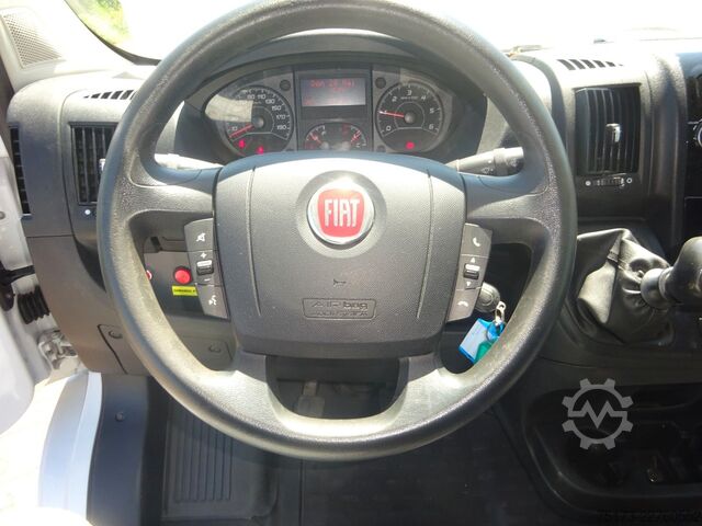 Pick-up van FIAT Ducato Maxi Doka Pritsche Fassi Ladekran