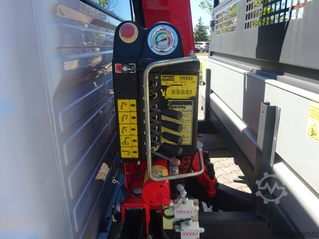 Pick-up van FIAT Ducato Maxi Doka Pritsche Fassi Ladekran