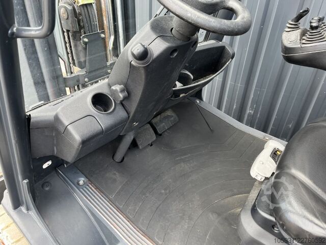 LPG Forklifts Linde H25T-02