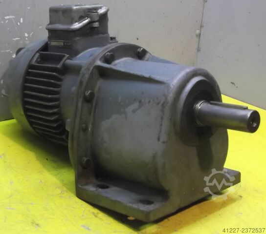 Gear motor 0.18 kW 19 rpm Bauer DO80/85
