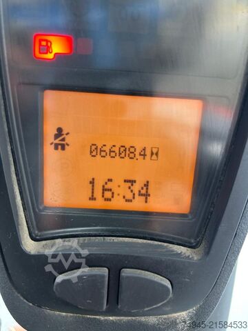 Dieselstapler Linde H25D-02