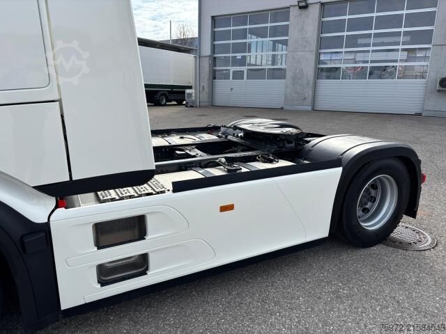 Standard tractor unit Actros 1851 LS