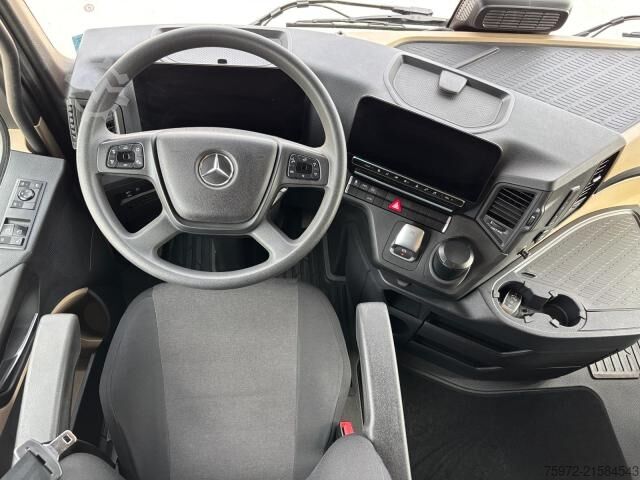 Standard tractor unit Actros 1851 LS