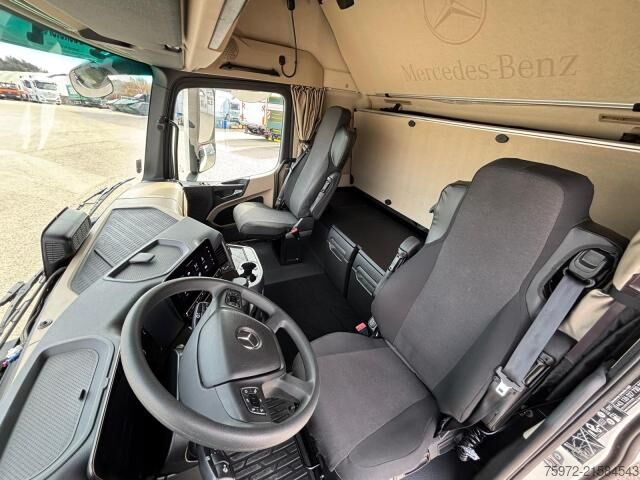 Standard tractor unit Actros 1851 LS