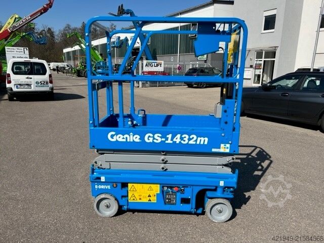 Scherenarbeitsbühne Genie GS-1432m E-Drive - inkl. AGM Batterien