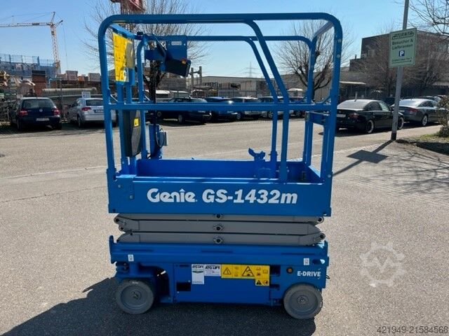 Scherenarbeitsbühne Genie GS-1432m E-Drive - inkl. AGM Batterien