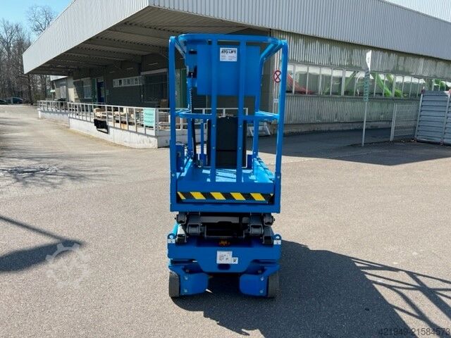 Scherenarbeitsbühne Genie GS-1432m E-Drive - inkl. AGM Batterien