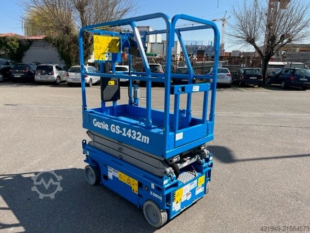 Scherenarbeitsbühne Genie GS-1432m E-Drive - inkl. AGM Batterien