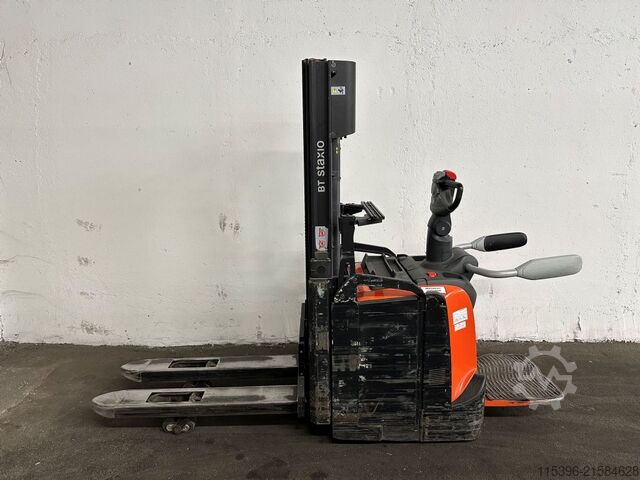 Hochhubwagen Toyota SPE 120 L - TRIPLEX 3,7 m