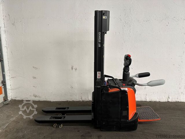 Hochhubwagen Toyota SPE 120 L - TRIPLEX 4,5 m - 93 Bts. !!!!!!