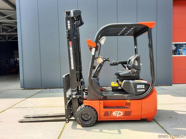 Electric 4-wheel forklift EP TDL201 + Joystick