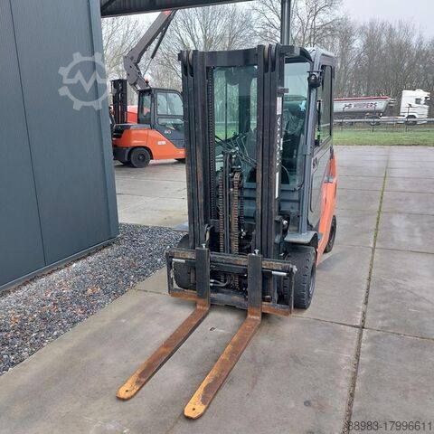 Treibgasstapler Toyota Treibgas-Stapler