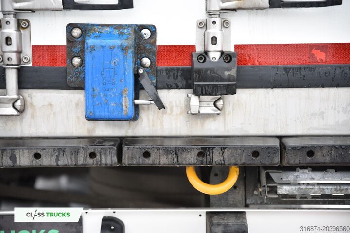 Kühlsattelauflieger SCHMITZ CARGOBULL SKO FP 45 Carrier Vector 1550