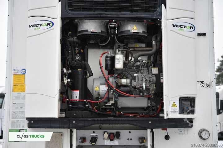 Kühlsattelauflieger SCHMITZ CARGOBULL SKO FP 45 Carrier Vector 1550